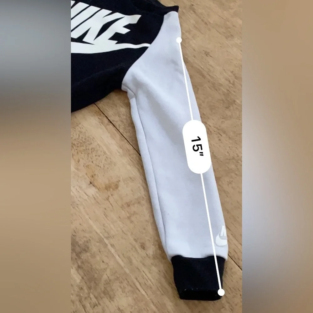 Nike Boy’s‎ Sz 4T Black/White Logo Fleece Jogging Set